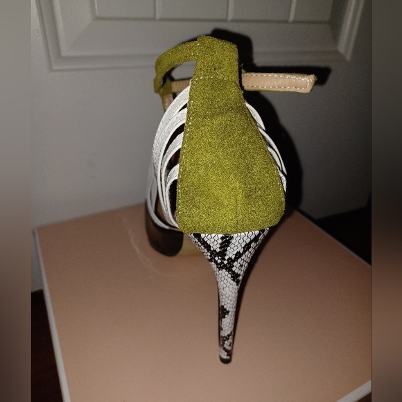 Blind Pointe Heels - Multi-Color - Picture 3 of 6